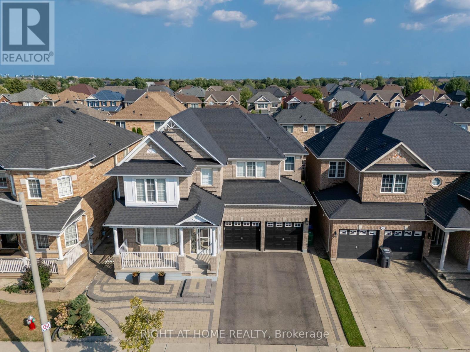 3672 Swanson Dr, Mississauga, ON L5N 8J6