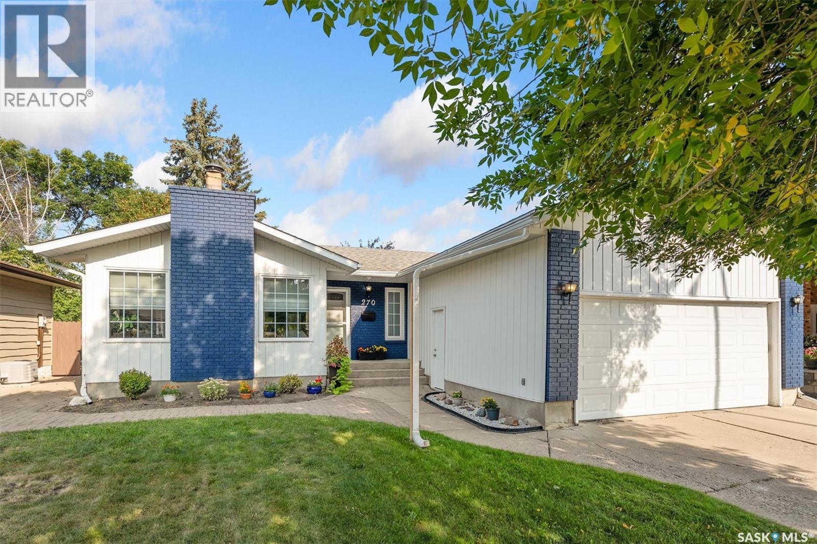 270 David Knight Cres, Saskatoon, SK S7K 5L8