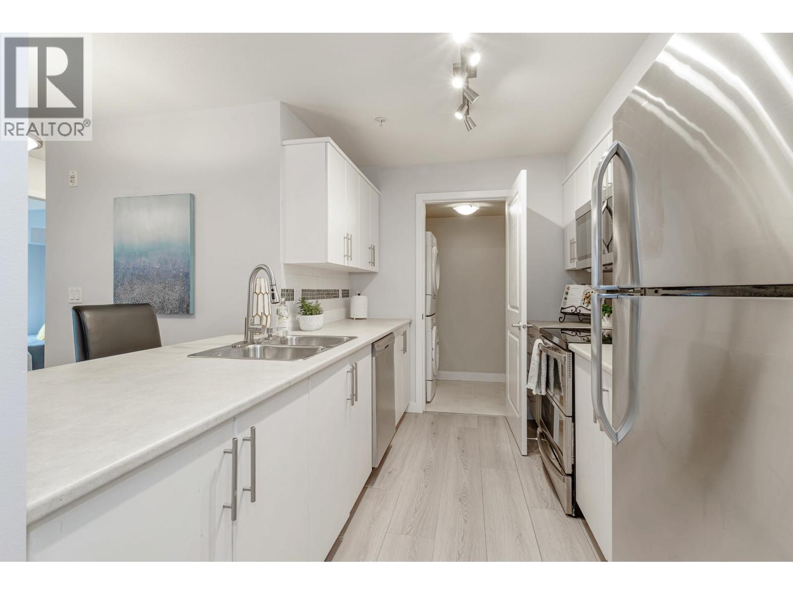 12248 224 Street Unit 208, Maple Ridge, BC V2X 8W6