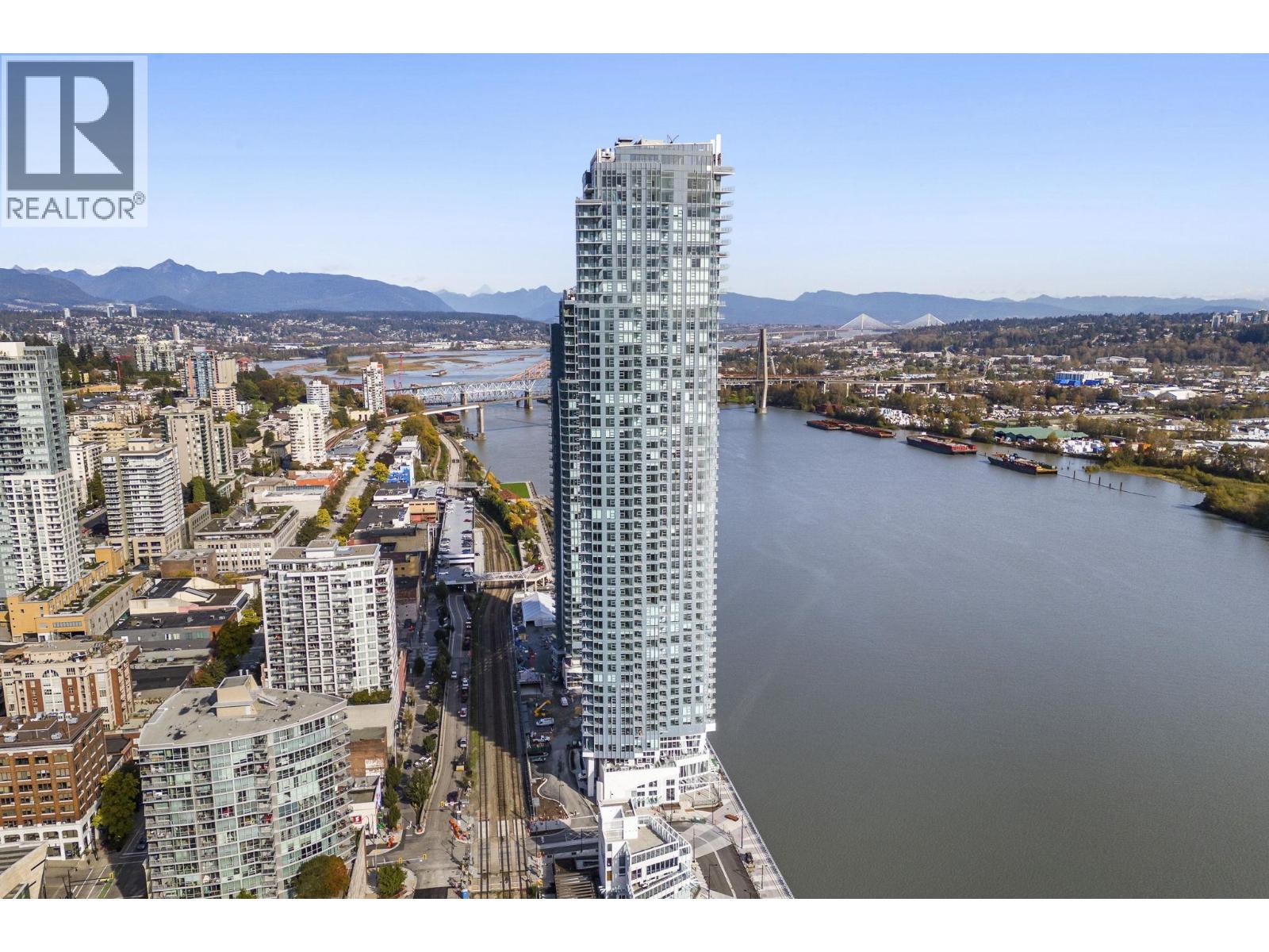 680 Quayside Drive Unit 3903, New Westminster, BC V3M 0P2
