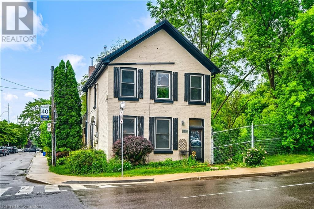118 Queen St S, Hamilton, ON L8P 3S1