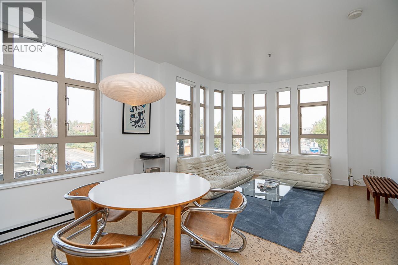 2828 Main Street Unit 303, Vancouver, BC V5T 3G2