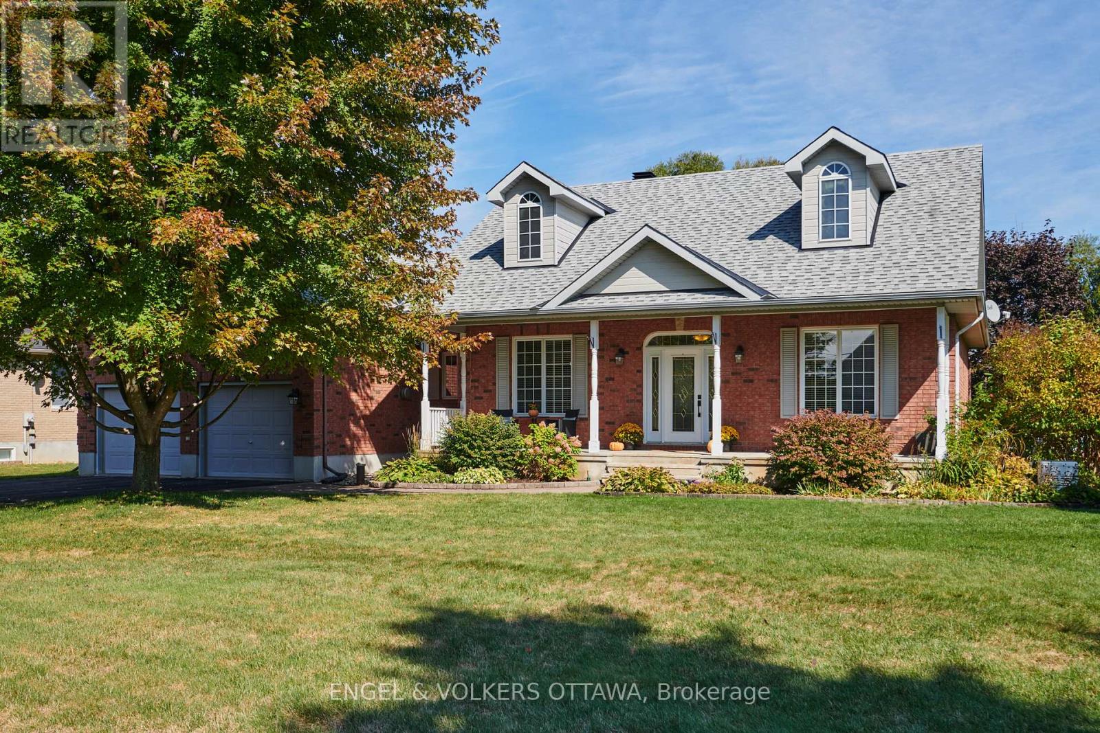 1491 Stableview Way, Ottawa, ON K4P 1P2