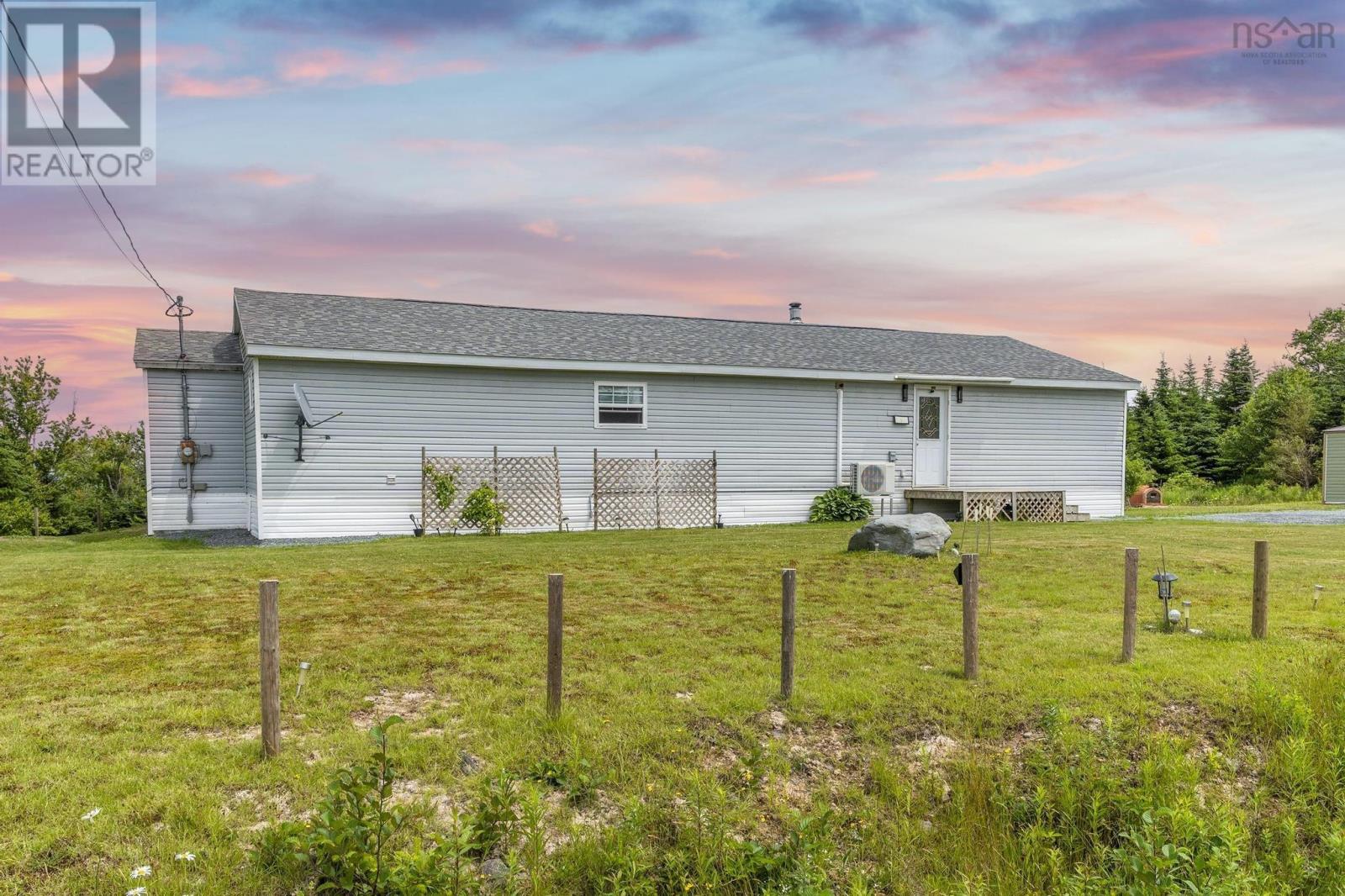 101 Scrivens Rd, West Quoddy, NS B0J 2R0