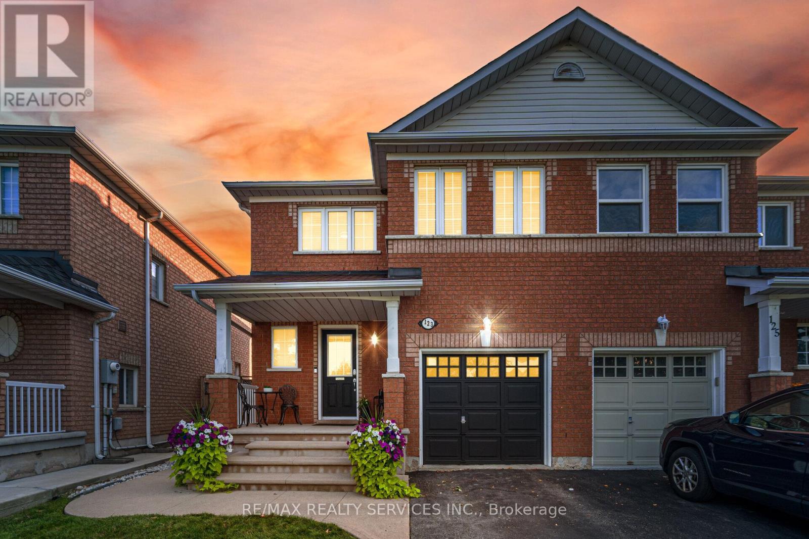 123 Farthingale Cres, Brampton, ON L7A 1W9