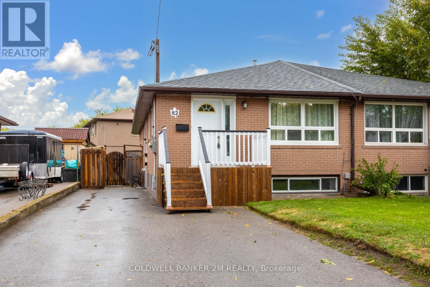 82 Durham St, Oshawa, ON L1J 5P7