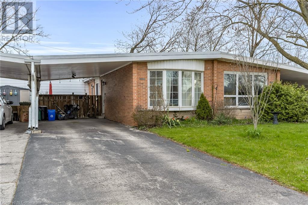 1135 Tavistock Dr, Burlington, ON L7P 2N3