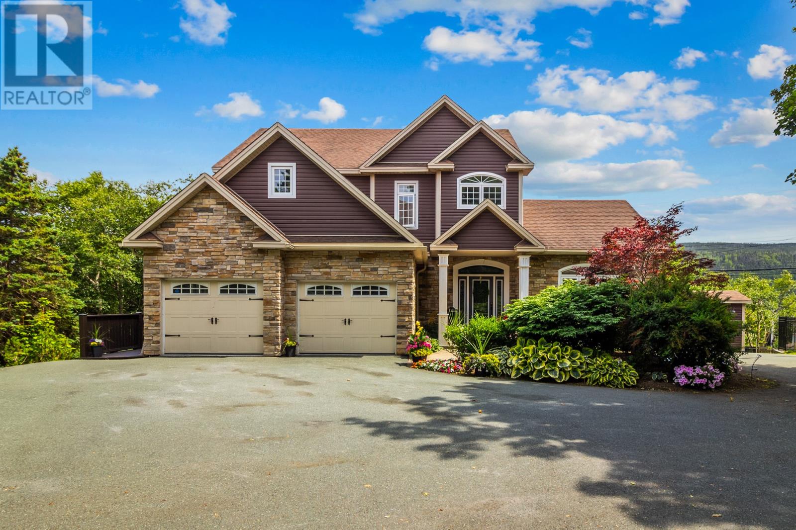 8 Carriage Ln, St. John's, NL A1E 6J3