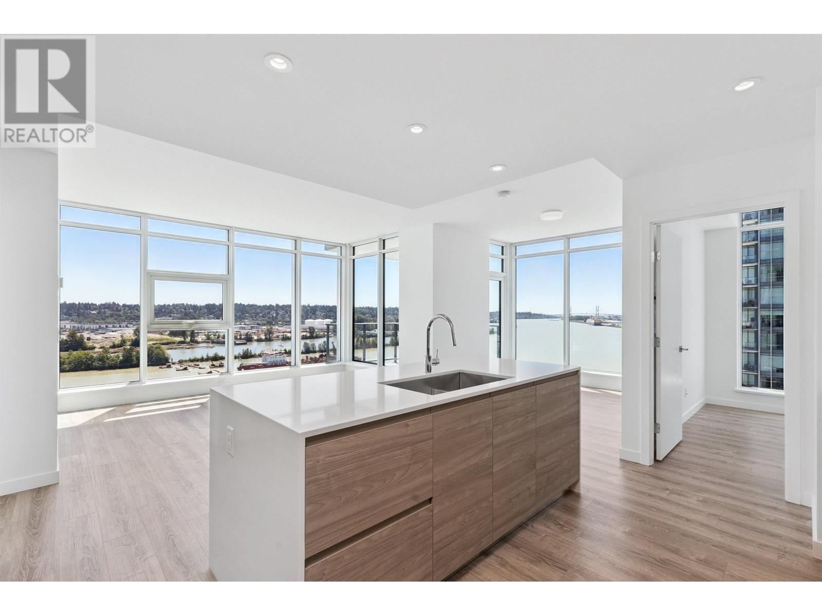 660 Quayside Drive Unit 1307, New Westminster, BC V3M 0P1