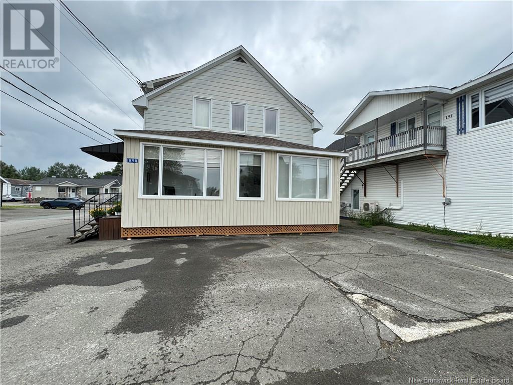 189 Canada St, Saint-quentin, NB E8A 1J8