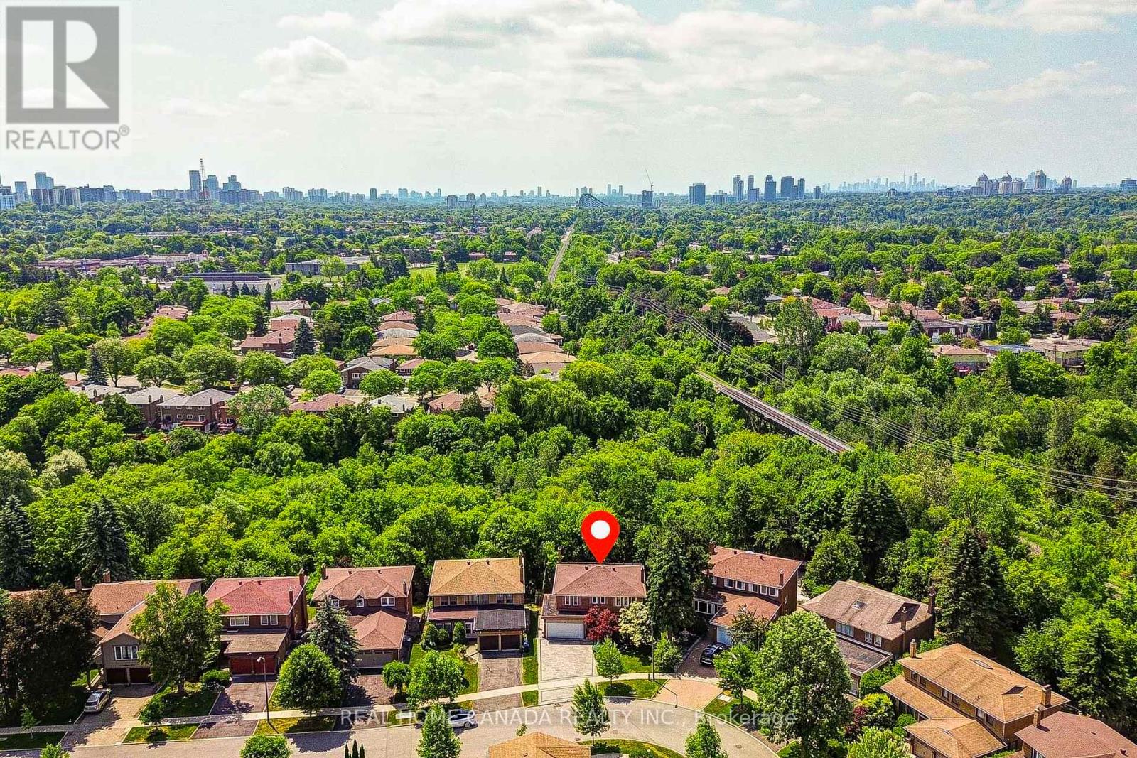 20 Saddletree Dr, Toronto Bayview Woods-steeles, ON M2H 3L3