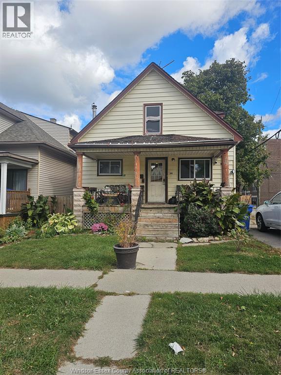 564 Mckay Ave, Windsor, ON N9B 1Z8