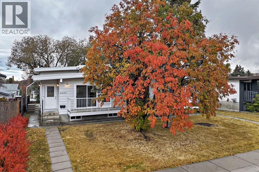 6525 6527 58 St NW, Calgary, AB T3A 2A4