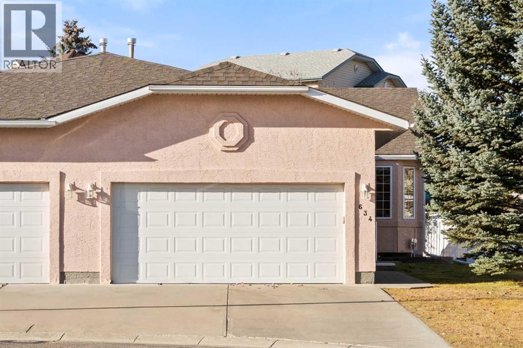 634 Sheep River Mews, Okotoks, AB T1S 1S5