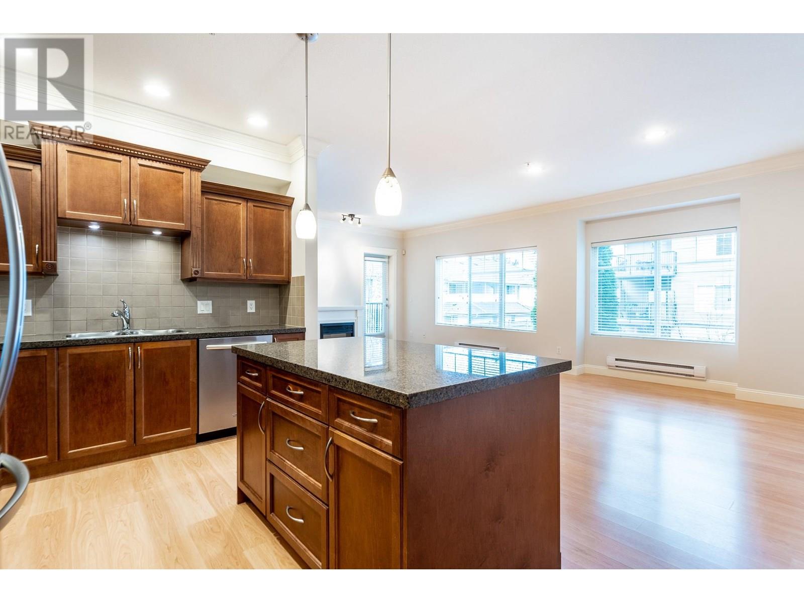22150 Dewdney Trunk Road Unit 215, Maple Ridge, BC V2X 3H6