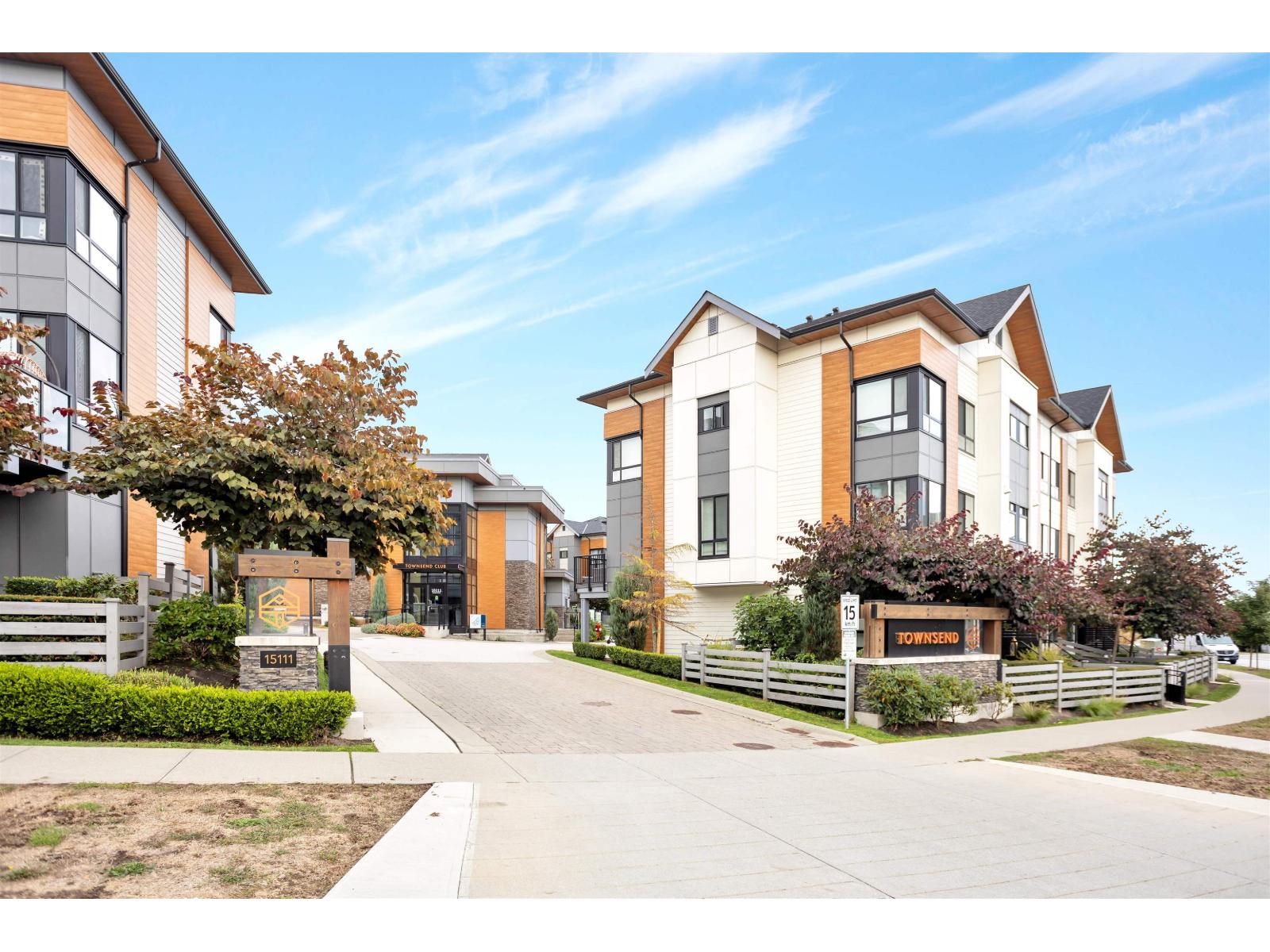 15111 Edmund Drive Unit 107, Surrey, BC V3S 0A5