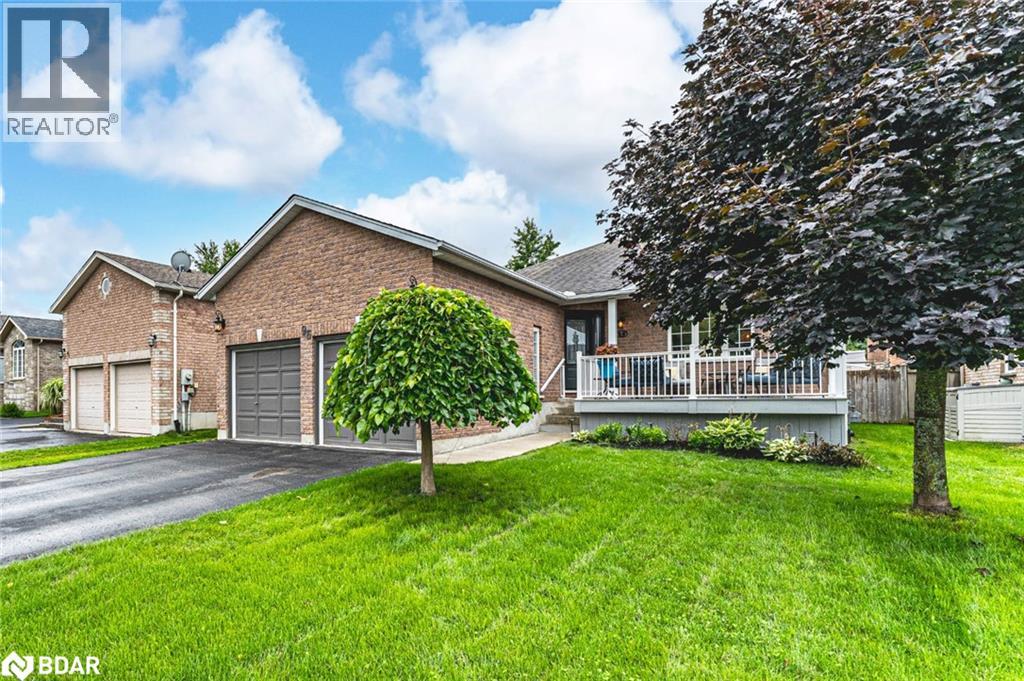 95 Crompton Dr, Barrie, ON L4M 6P1