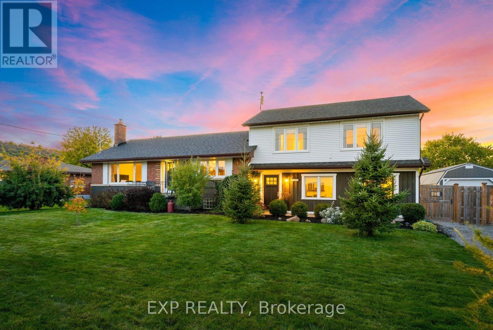 187 Lewis Rd, Hamilton, ON L8E 5G7