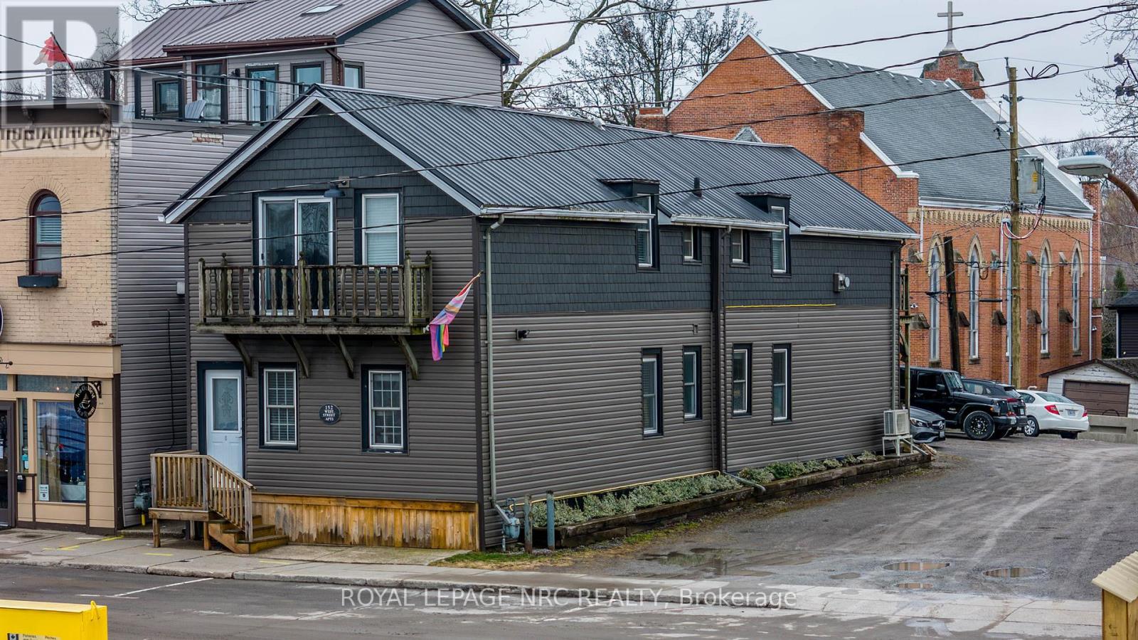 152 West St, Port Colborne, ON L3K 4E1