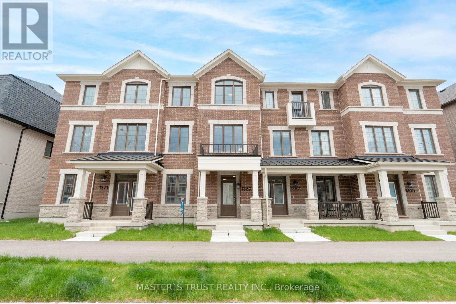 1369 William Halton Pkwy, Oakville Jm Joshua Meadows, ON L6M 5N9