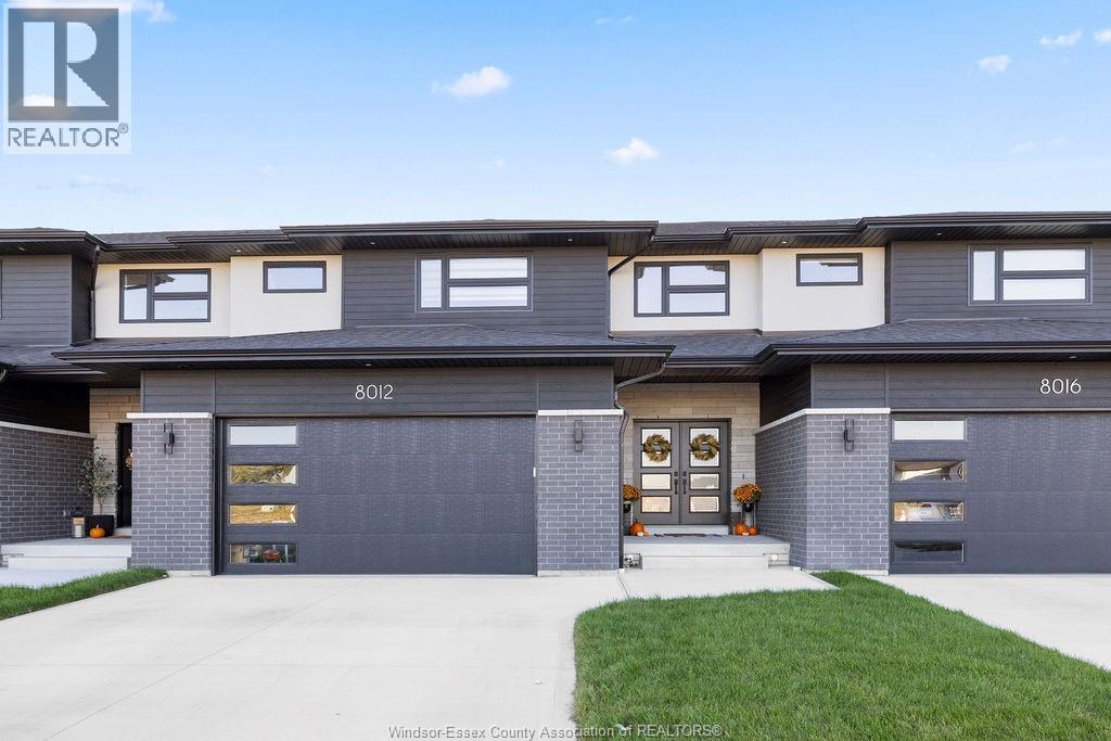 8036 Meo Blvd, Lasalle, ON N9H 1H3
