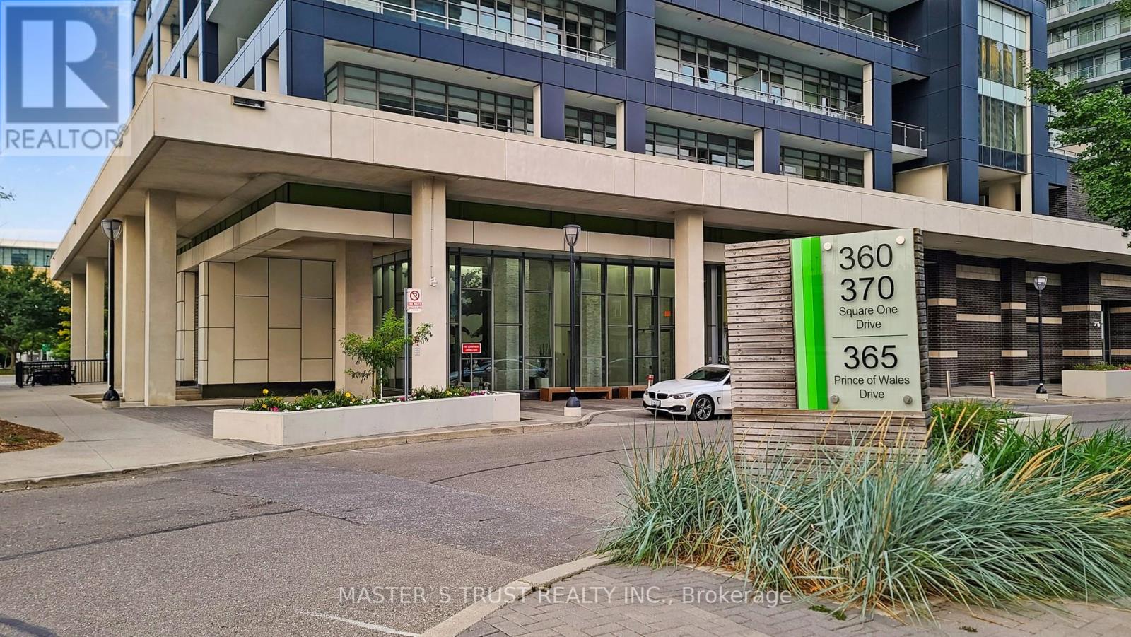 1203 360 Square One Dr, Mississauga, ON L5B 0G7