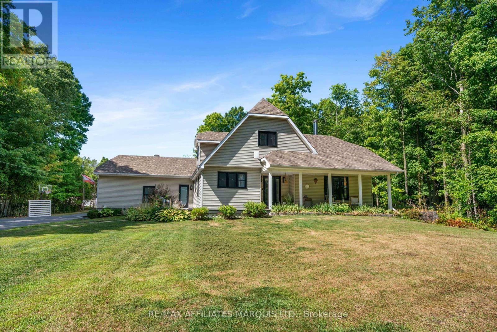 18723 County 18 Rd, South Glengarry, ON K0C 1S0
