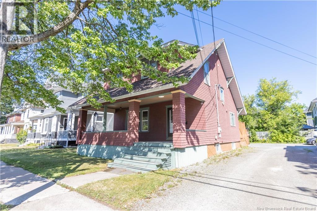 73 John St, Moncton, NB E1C 2H2