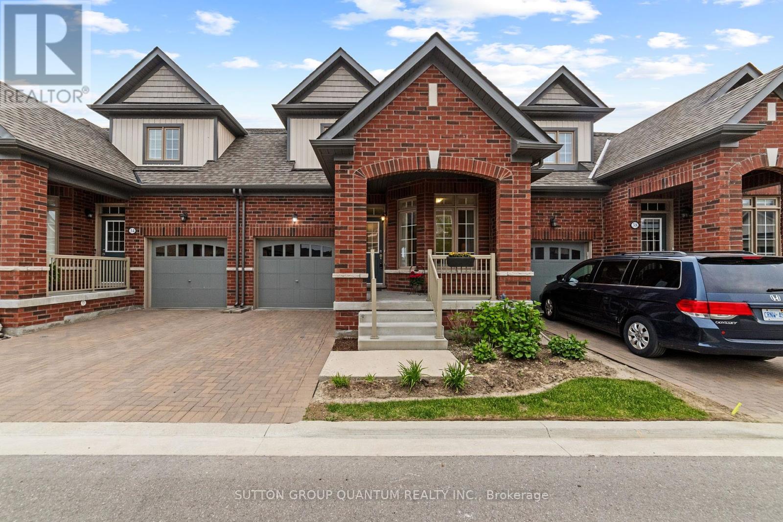 36 Bluestone Cres, Brampton Sandringham-wellington, ON M5A 1E7