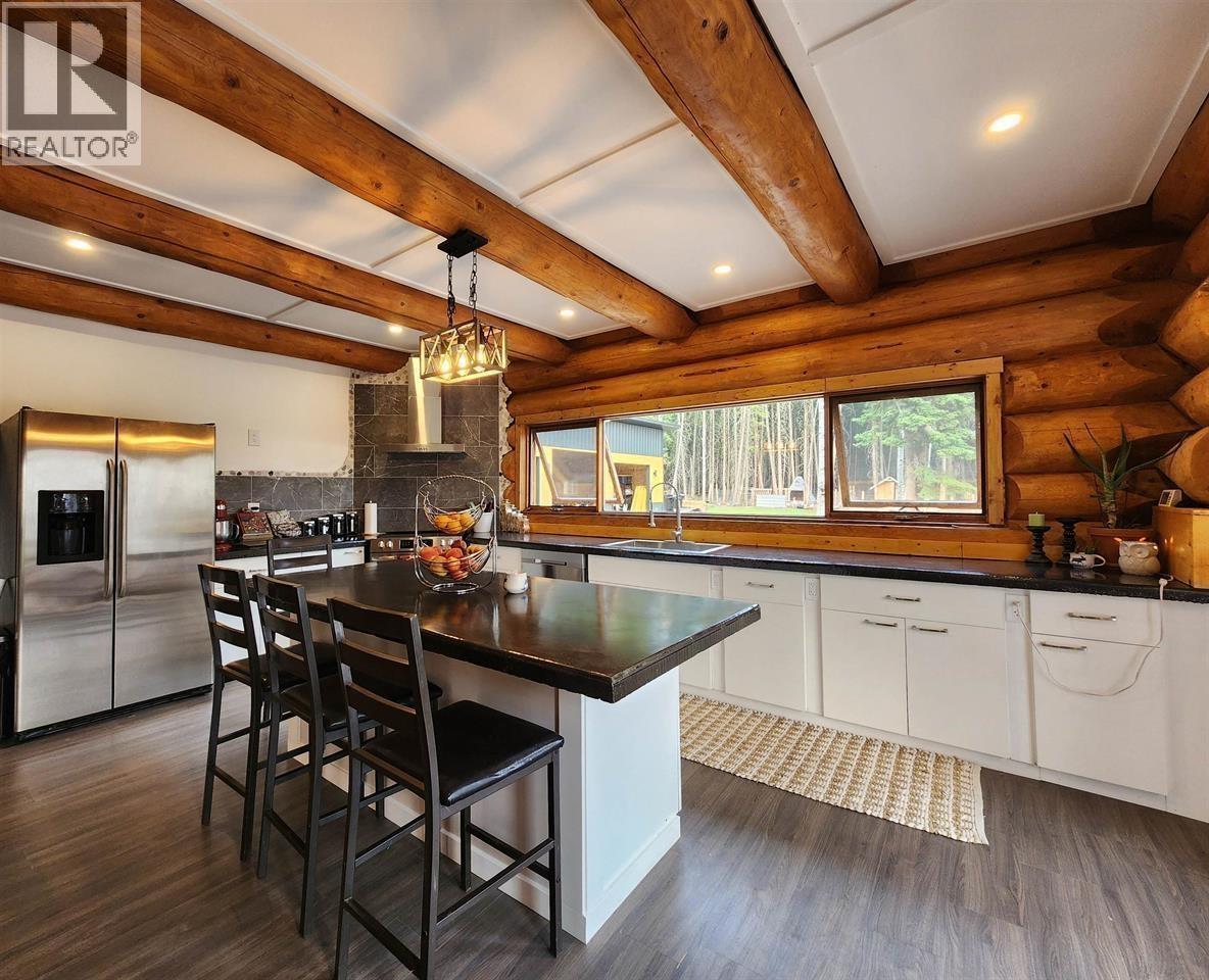 6847 Fawn Lk Ac01 Rd, Lone Butte, BC V0K 1X1