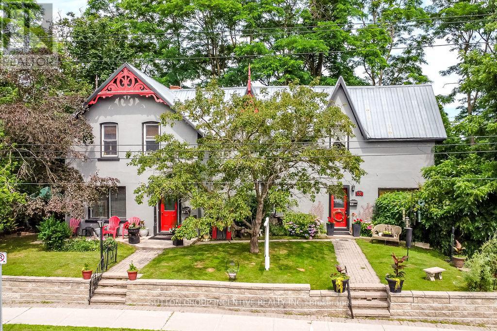 338 Gloucester St, Midland, ON L4R 1J1