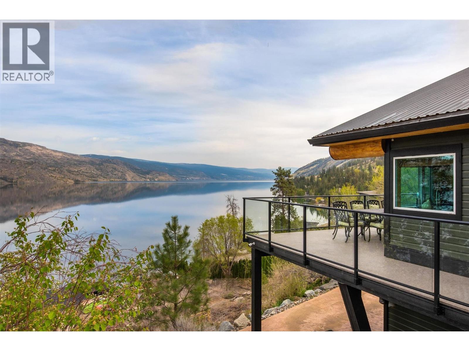 7172 Brent Rd, Peachland, BC V0H 1X9
