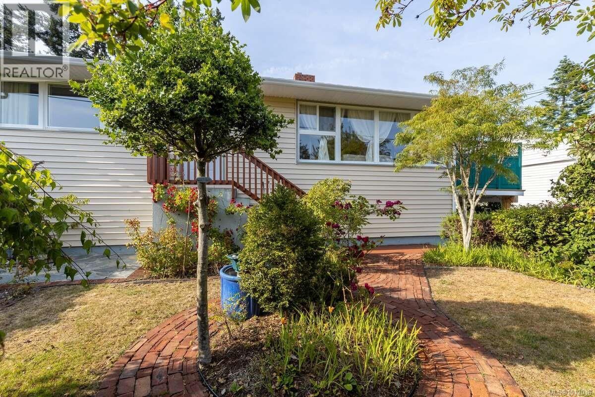 1130 Nelson St, Nanaimo, BC V9S 2K3