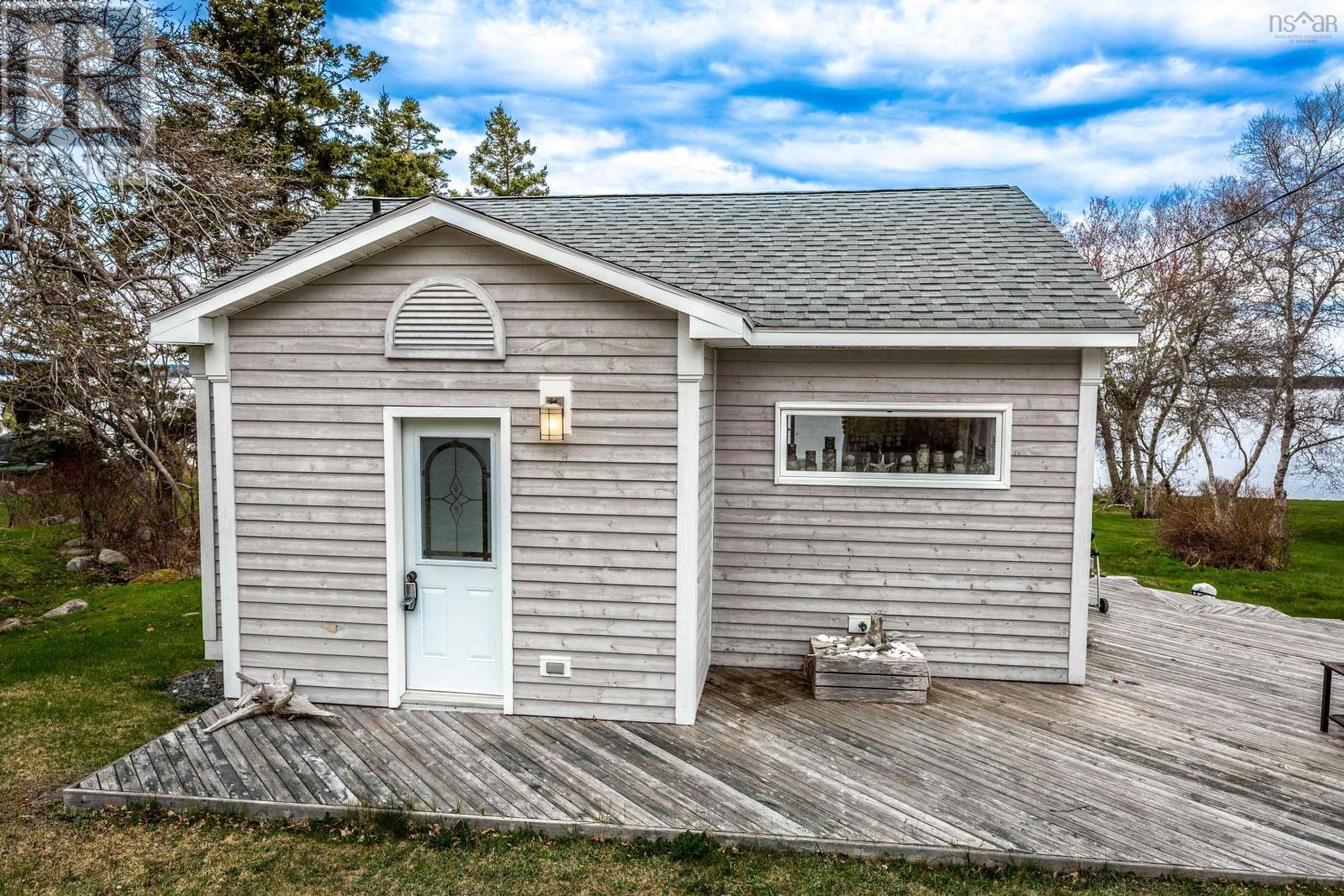 121 Carters Beach Rd, Port Mouton, NS B0T 1T0