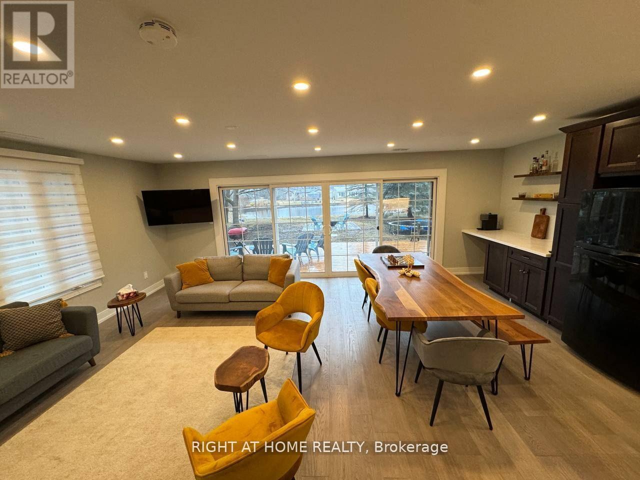 53 Poplar Cres, Ramara Brechin, ON L0K 1B0