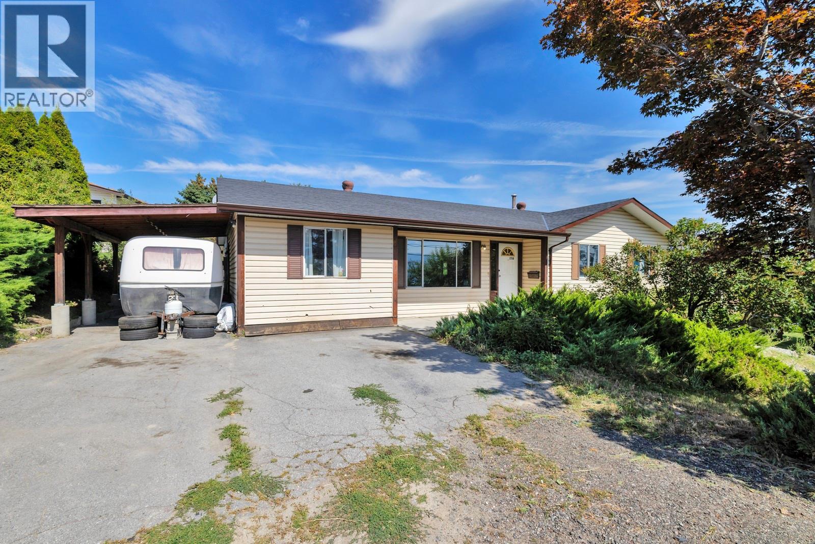 2758 Lower Glenrosa Rd, West Kelowna, BC V4T 1E2