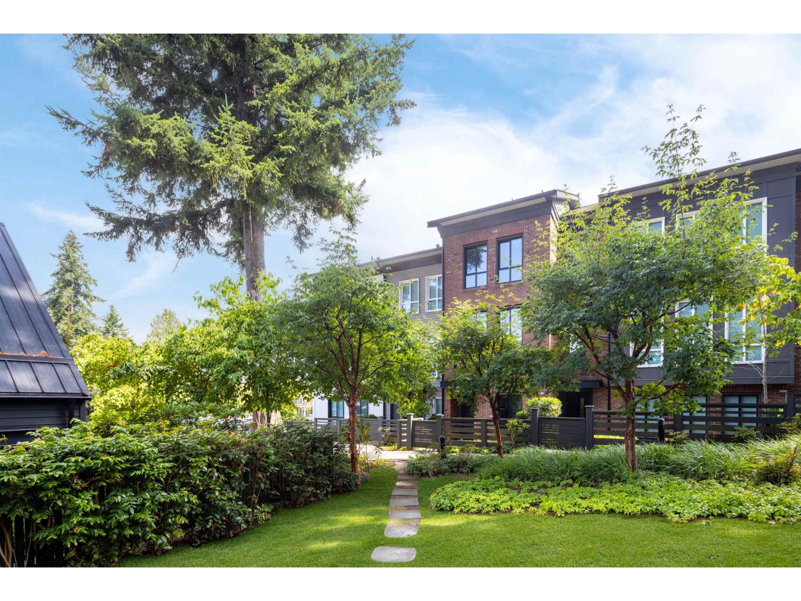 15938 27 Avenue Unit 34, Surrey, BC V3Z 0T2