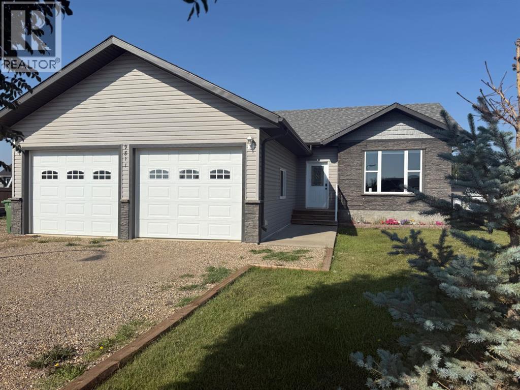 109 Street Unit 9811, La Crete, AB T0H 2H0