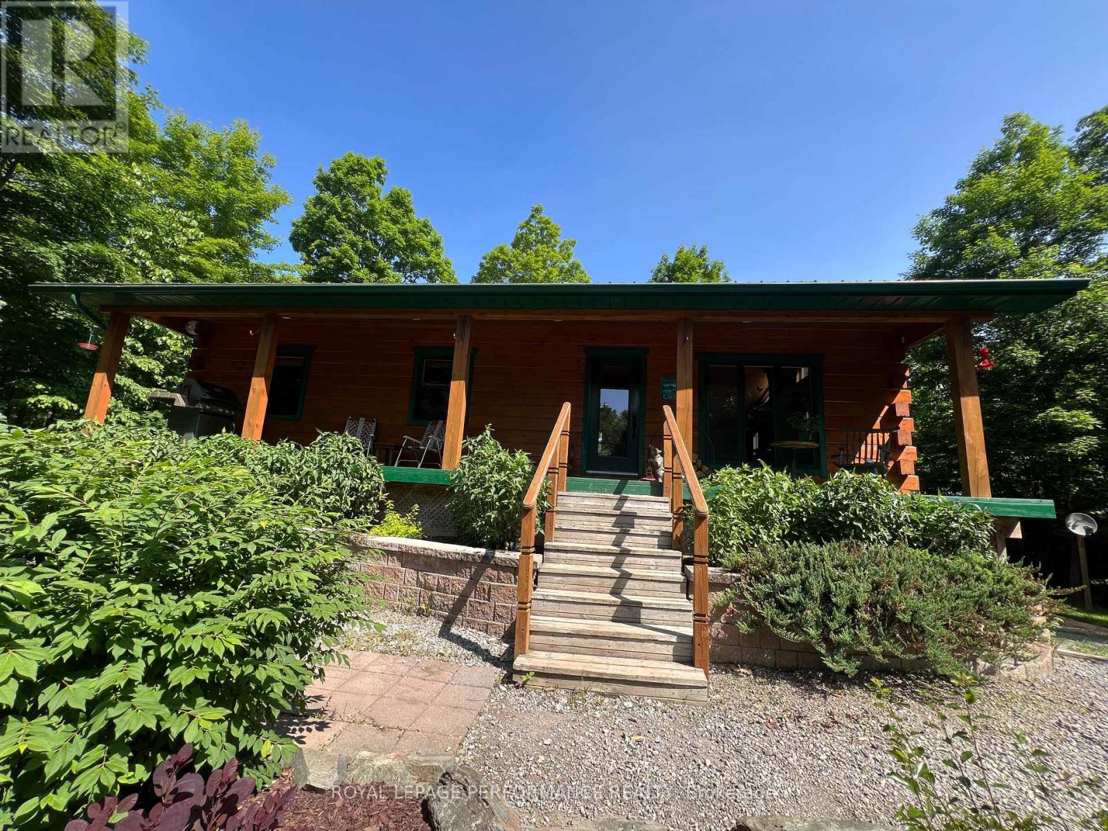 252 Lacourse Ln, Lanark Highlands, ON K0A 3L0