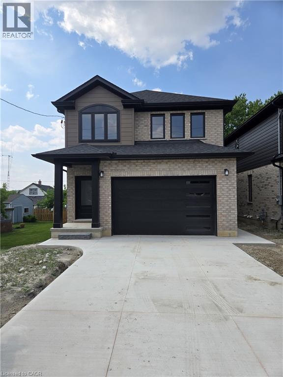 256 W King St, Ingersoll, ON N5C 2K7