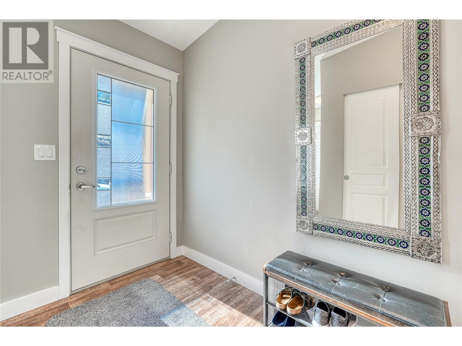 189 Resolute Rd, Kaleden, BC V0H 1N6