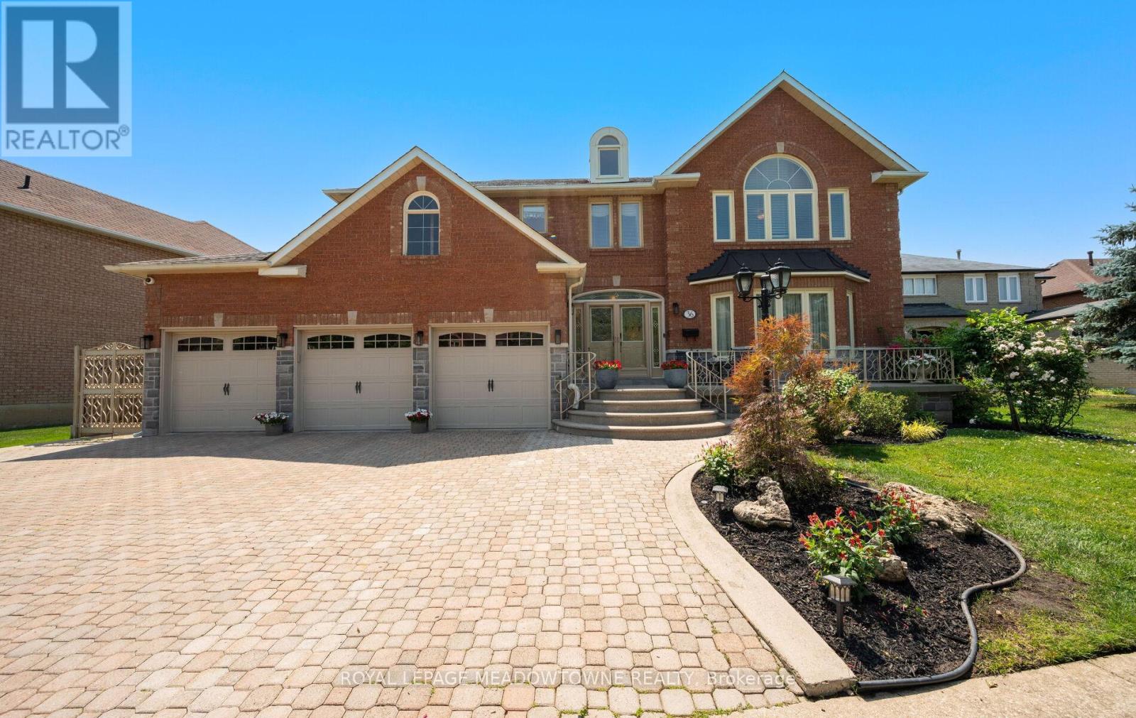 36 Shadywood Rd, Brampton, ON L6Z 4M1