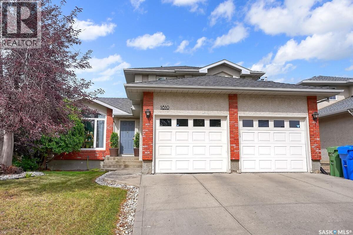 1810 Wagman Dr E, Regina, SK S4V 2R7