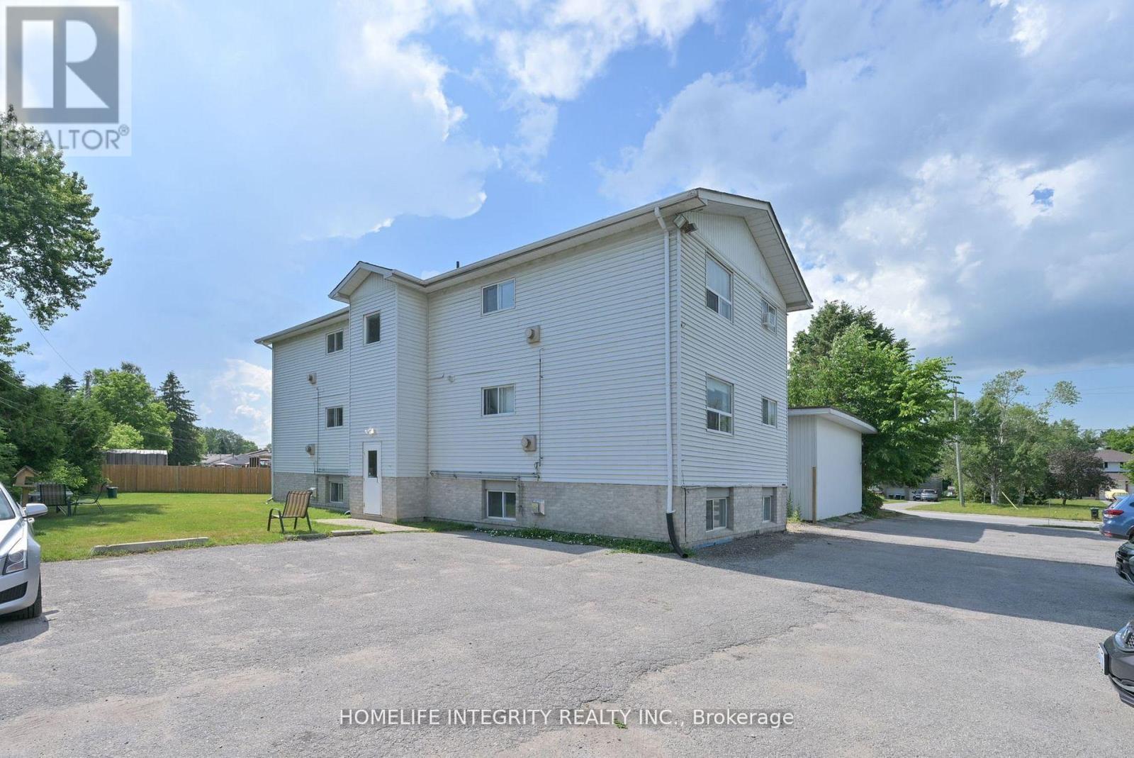 254 Centre St E, Essa, ON L0M 1B0