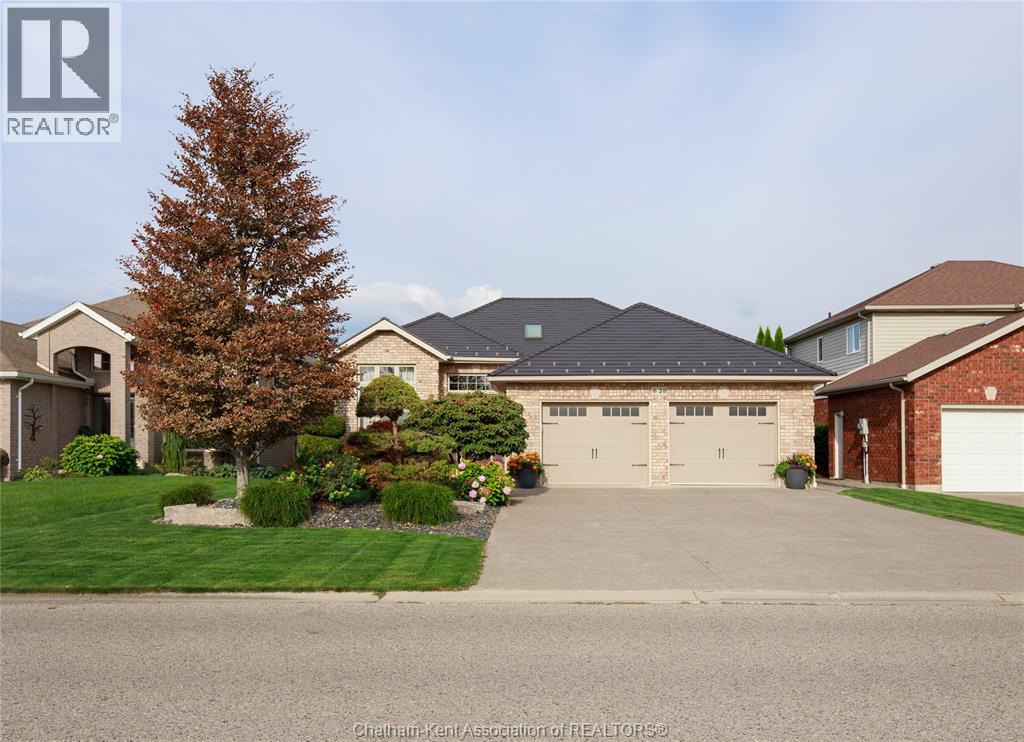 28 Morning Glory Ln, Chatham-Kent, ON N7L 5R5
