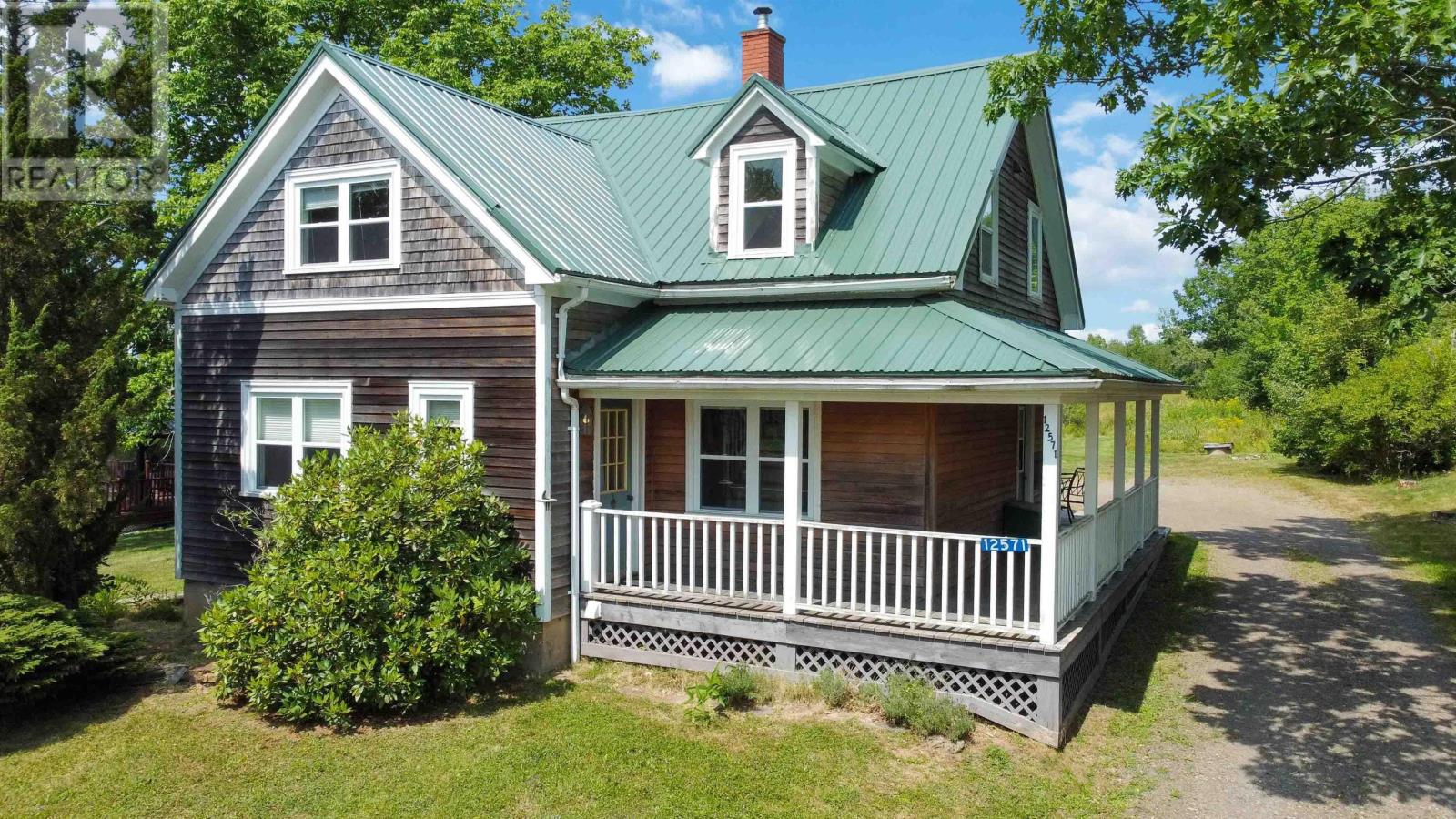12571 Highway 1, Avonport, NS B0P 1P0