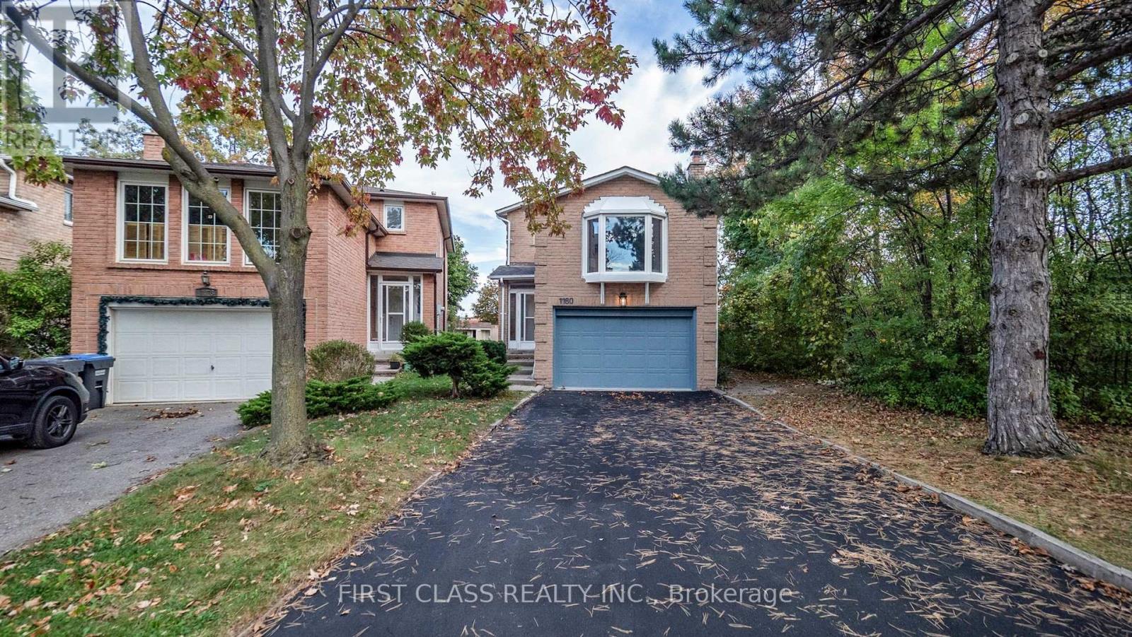 1180 Shagbark Cres, Mississauga, ON L5C 3P3