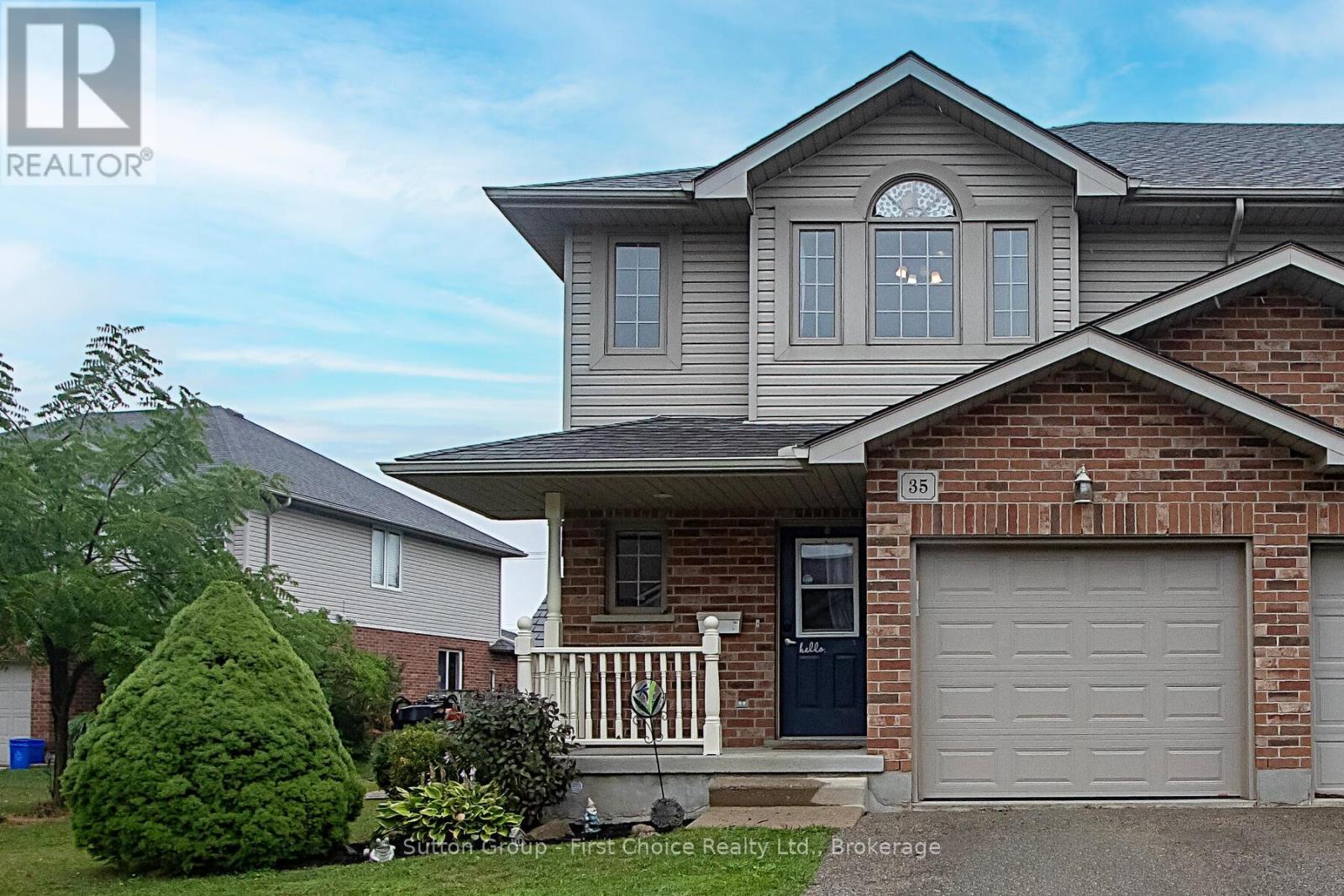 35 Hyde Rd, Stratford, ON N5A 7Z3