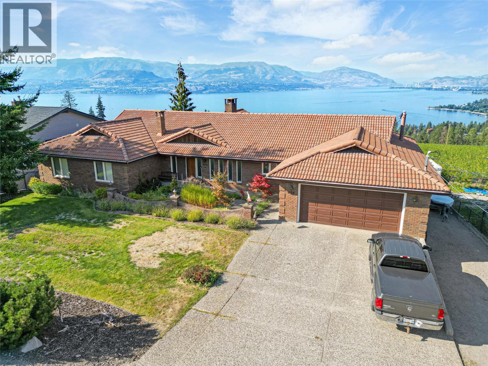 450 Okaview Rd, Kelowna, BC V1W 4L4