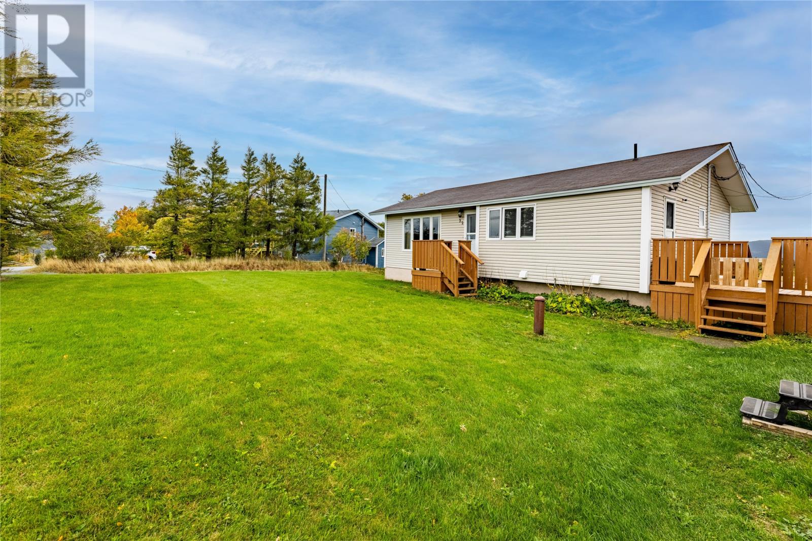 32 Lynchs Ln, Torbay, NL A1K 1A6